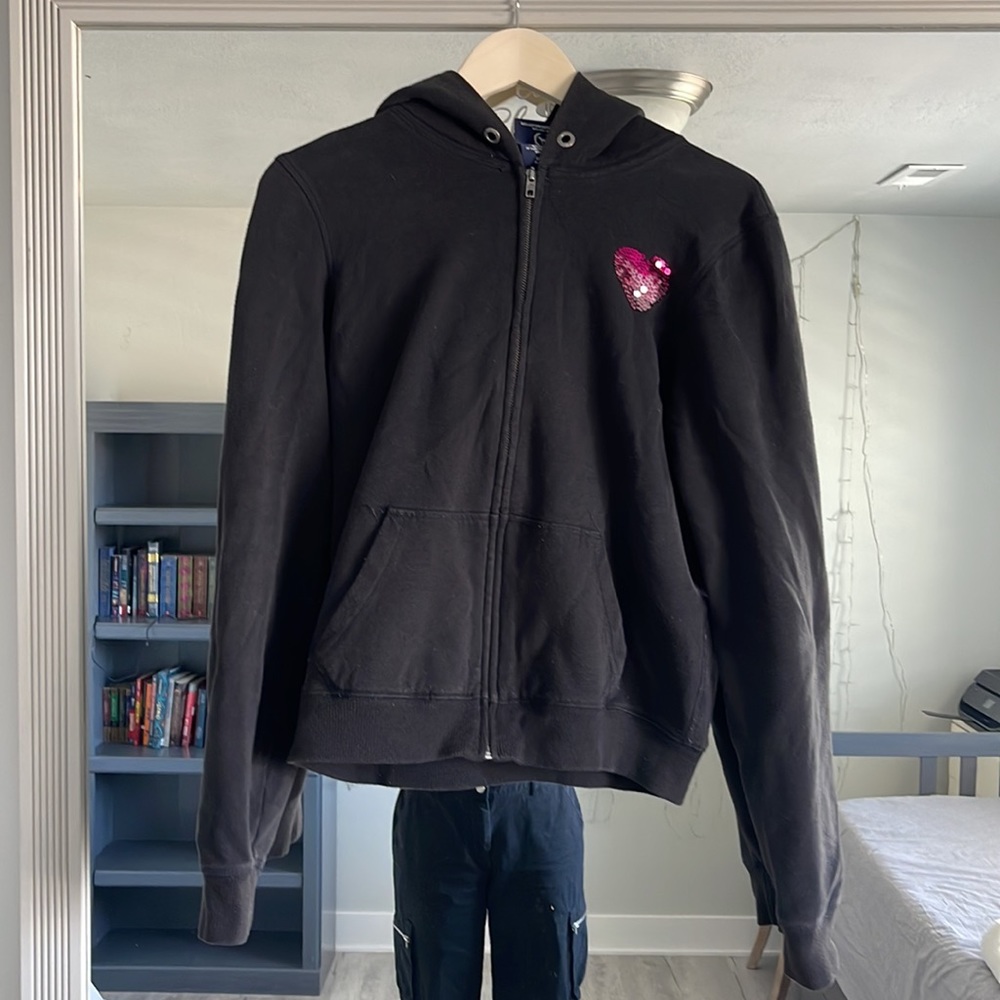 Pink Jacket With Gradient Sequin Heart. - image 3